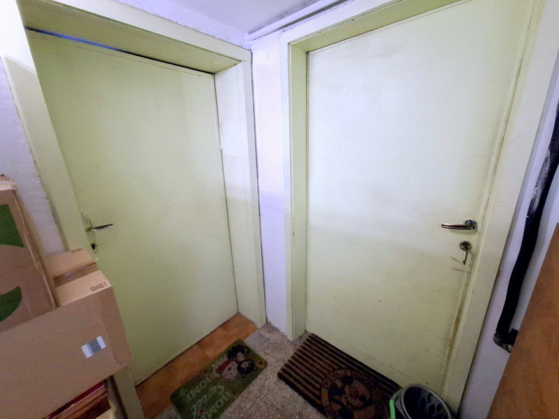 PORZIONE DI BIFAMILIARE – MADONNA PELLEGRINA – ULTIMO PIANO

In zona Madonna Pellegrina/Bassanell...