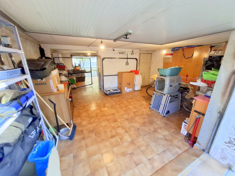 PORZIONE DI BIFAMILIARE – MADONNA PELLEGRINA – ULTIMO PIANO

In zona Madonna Pellegrina/Bassanell...