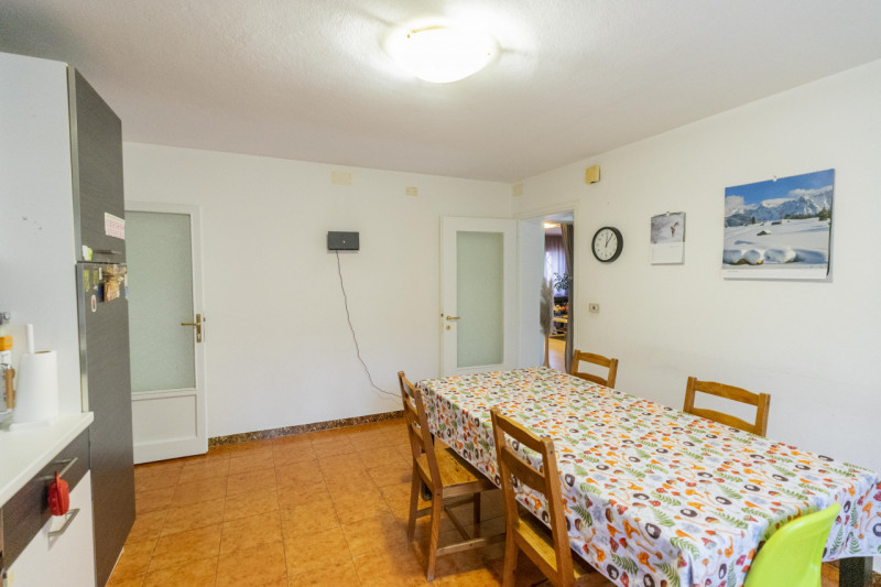 Nel tranquillo quartiere residenziale di Giarre, frazione di Abano Terme, in strada interna a bas...