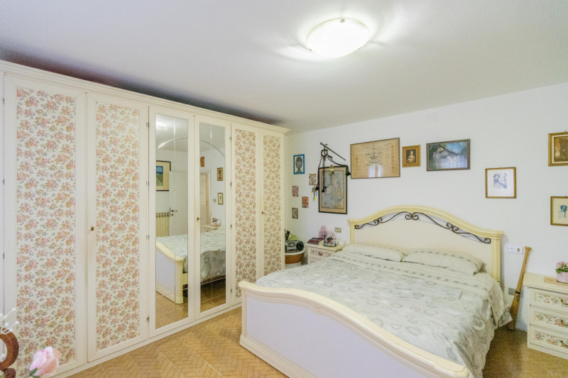 Nel tranquillo quartiere residenziale di Giarre, frazione di Abano Terme, in strada interna a bas...