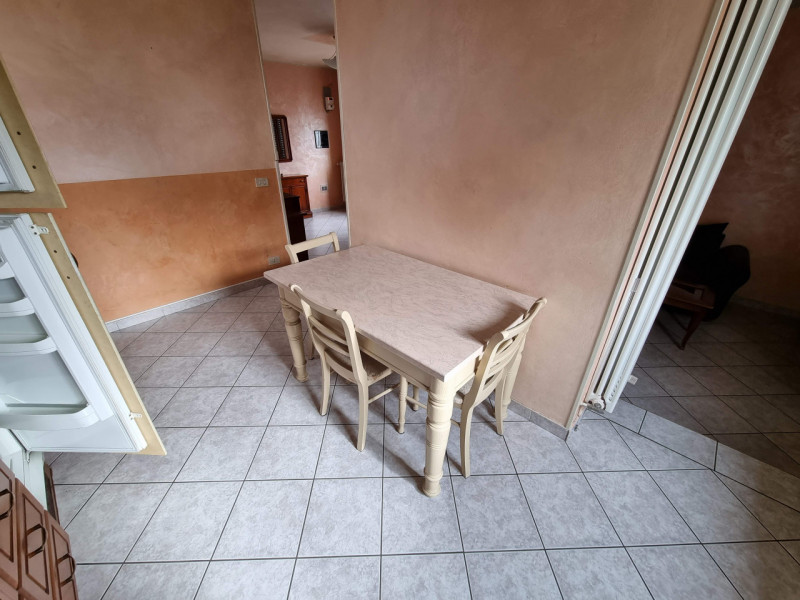 Vo' (PD), Località Vo' di Sotto, proponiamo in Vendita Appartamento interamente sviluppato al Pia...