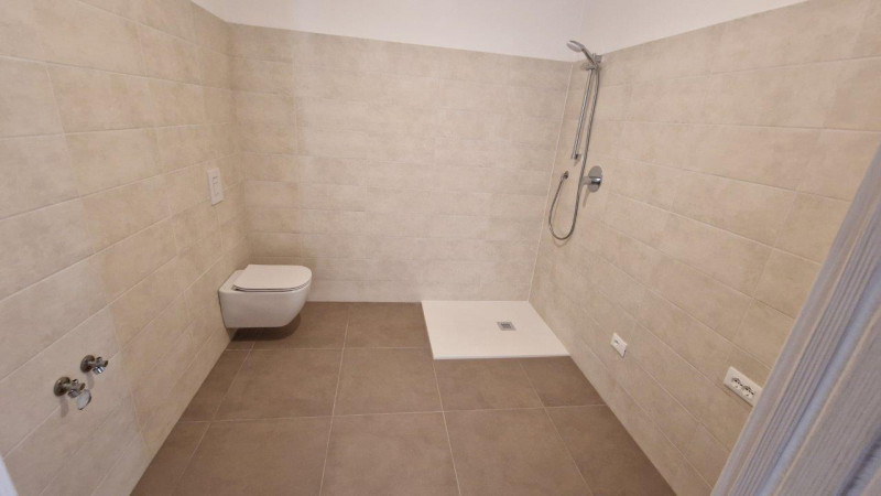 Nel comune di Vigodarzere, proponiamo elegante, luminoso ATTICO, posto in moderna palazzina di nu...