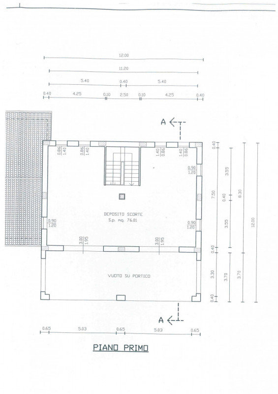 Vendesi splendido annesso rustico allo stato grezzo con ampio scoperto privato in comune di Altiv...