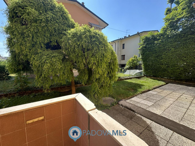 Immobile in esclusiva al Gruppo Padova MLS  

Siete alla ricerca di un appartamento bilocale acco...