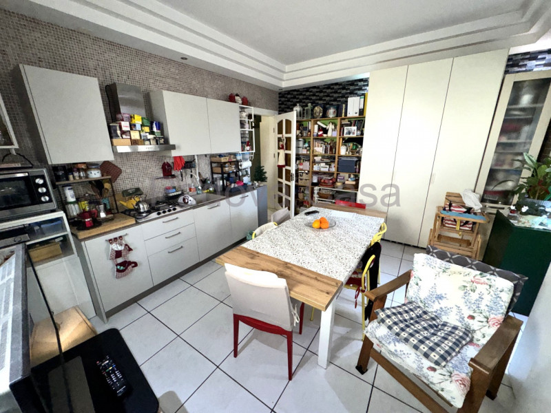 Nel cuore del quartiere di Pontevigodarzere, inserito in palazzina ben tenuta di poche unità abit...