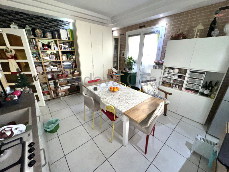 Nel cuore del quartiere di Pontevigodarzere, inserito in palazzina ben tenuta di poche unità abit...