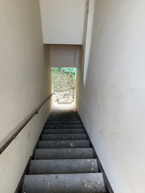 CESSIONE DI NUDA PROPRIETA': IMMOBILE DA RISTRUTTURARE A DUE PASSI DALLA CITTA' - EURO 230.000 - ...