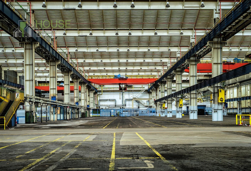 THIENE z.i.: in zona strategica a 1,5 km dal casello autostradale di Thiene e alla nuova Superstr...