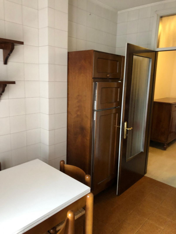 Sacra Famiglia affittasi a studenti/specializzandi referenziati signorile appartamento piano inte...