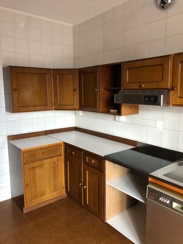 Sacra Famiglia affittasi a studenti/specializzandi referenziati signorile appartamento piano inte...