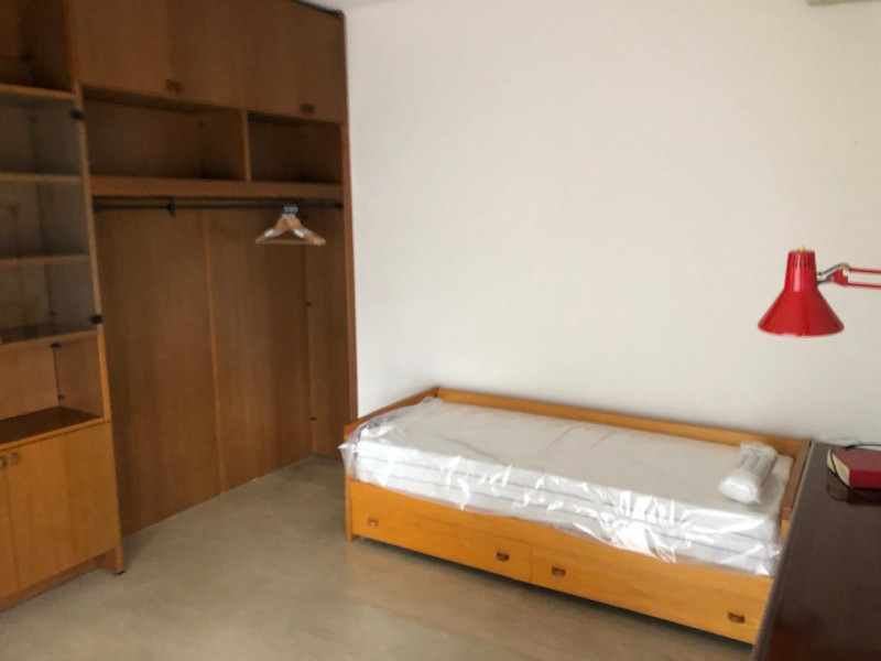 Sacra Famiglia affittasi a studenti/specializzandi referenziati signorile appartamento piano inte...