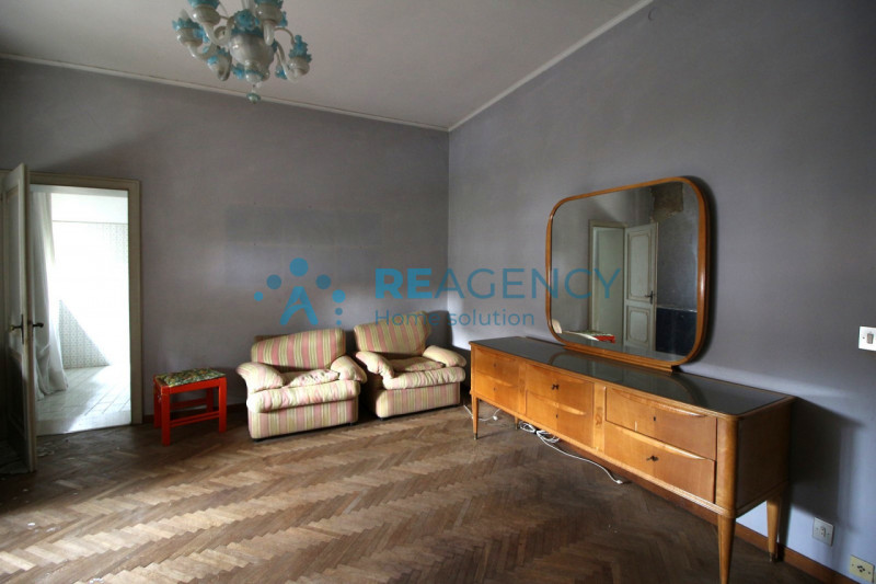 Thiene - zona centro

Stai cercando una prestigiosa abitazione in zona centralissima, ma immersa ...