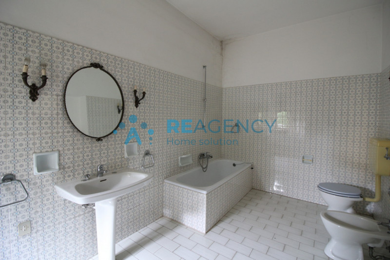 Thiene - zona centro

Stai cercando una prestigiosa abitazione in zona centralissima, ma immersa ...