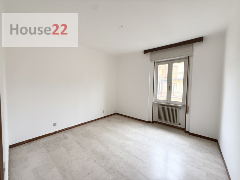 QUARTIERE PRIMO MAGGIO (Brescia). VENDITA IN ESCLUSIVA. In zona residenziale tranquilla come a tu...