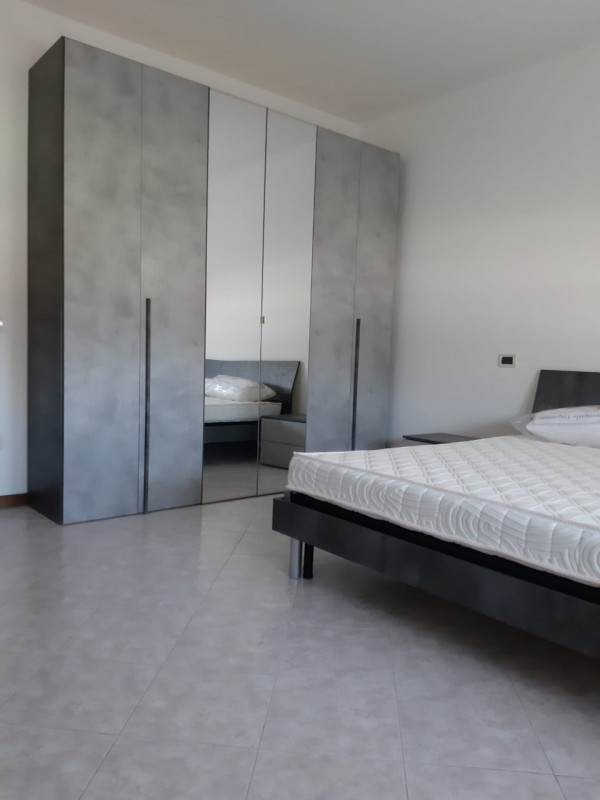 MONSELICE: affittiamo appartamento bilocale completamente arredato. DISPONIBILE DA MARZO 2026.
Zo...