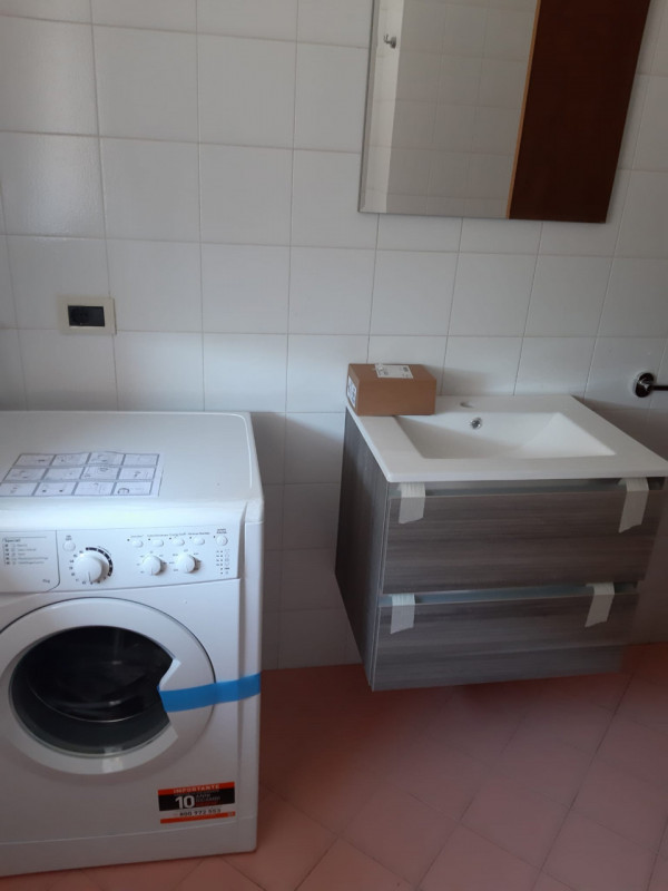 MONSELICE: affittiamo appartamento bilocale completamente arredato. DISPONIBILE DA MARZO 2026.
Zo...