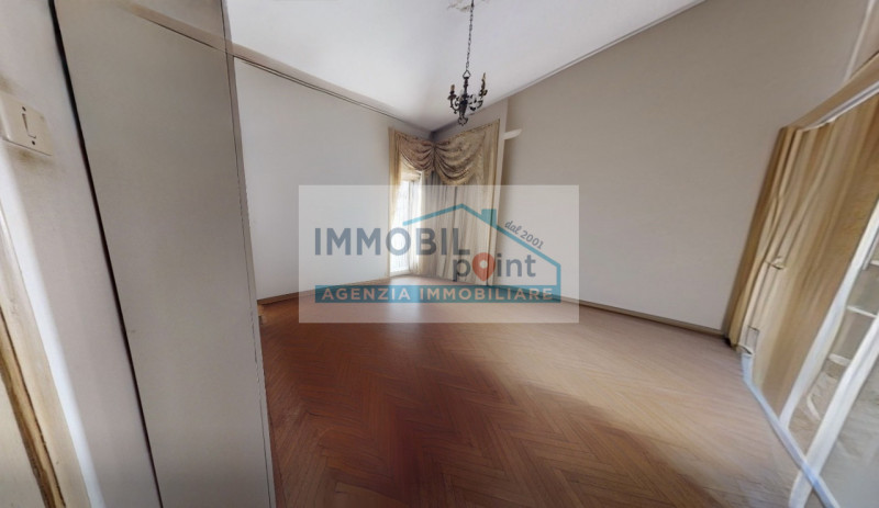 A Padova, in località Brusegana, a pochi minuti dal centro storico, proponiamo in vendita una spl...