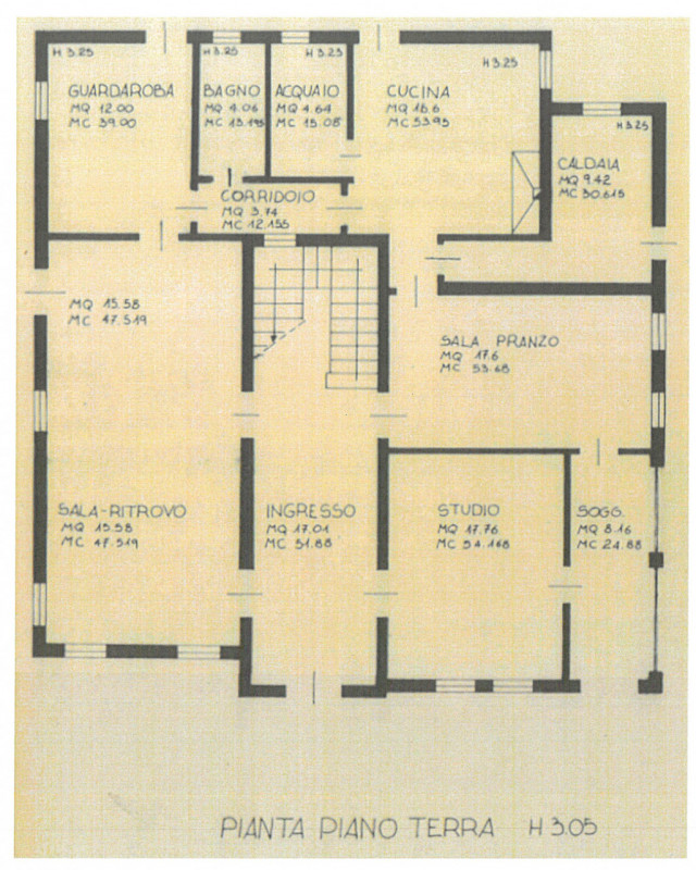 A Padova, in località Brusegana, a pochi minuti dal centro storico, proponiamo in vendita una spl...