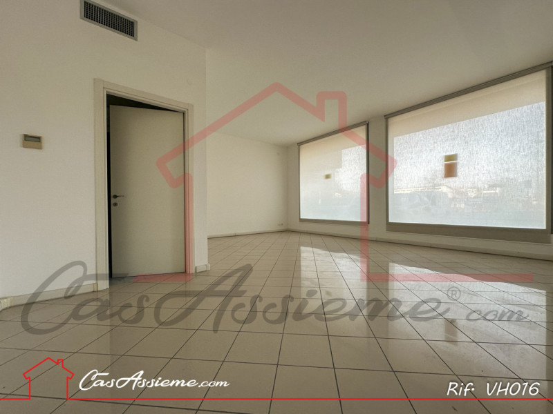 Rif. VH016
In prossimità del centro di Tombolo, in una zona in fase di importante riqualificazion...