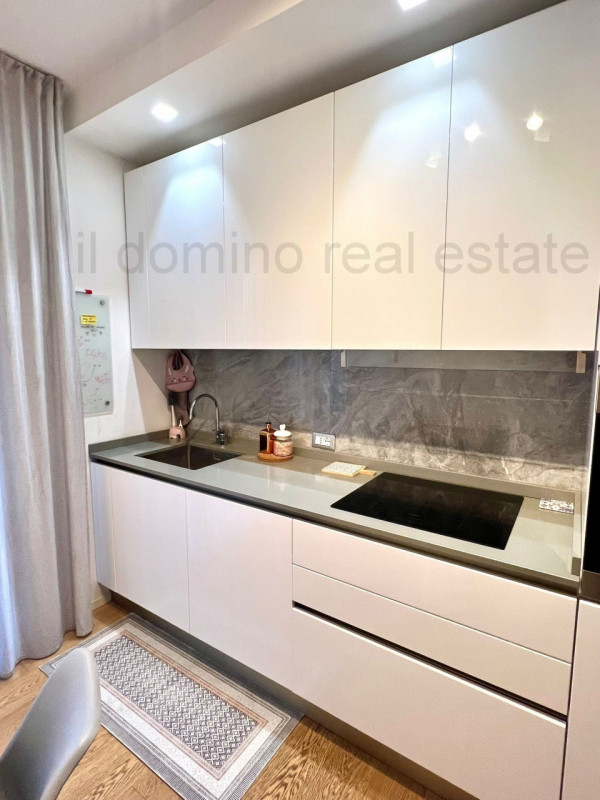 In zona San Giuseppe, nelle vicinanze di Via Peschiera, appartamento completamente ristrutturato ...