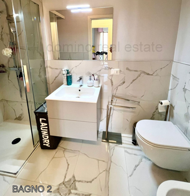 In zona San Giuseppe, nelle vicinanze di Via Peschiera, appartamento completamente ristrutturato ...