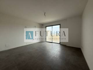 Proponiamo in vendita dei raffinati mini appartamenti di circa 60/70 mq, situati in una zona resi...