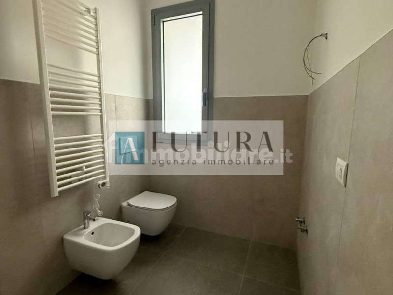 Proponiamo in vendita dei raffinati mini appartamenti di circa 60/70 mq, situati in una zona resi...