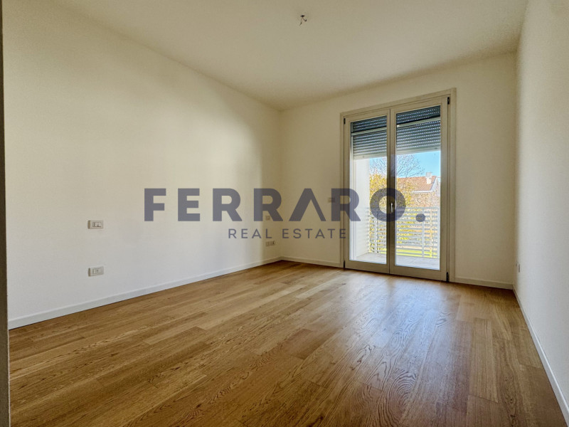 In affitto in una zona residenziale di Sant'Artemio, a Treviso. Proponiamo un ampio appartamento ...