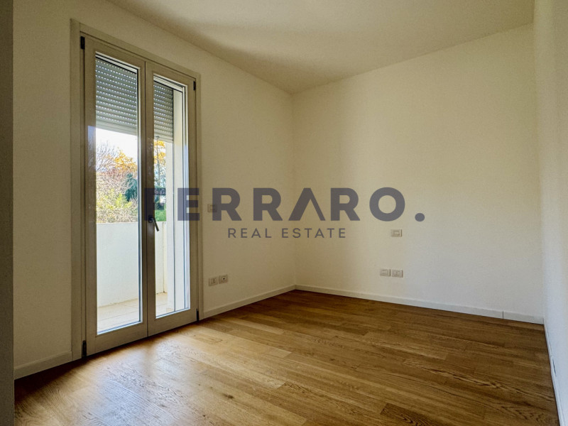 In affitto in una zona residenziale di Sant'Artemio, a Treviso. Proponiamo un ampio appartamento ...