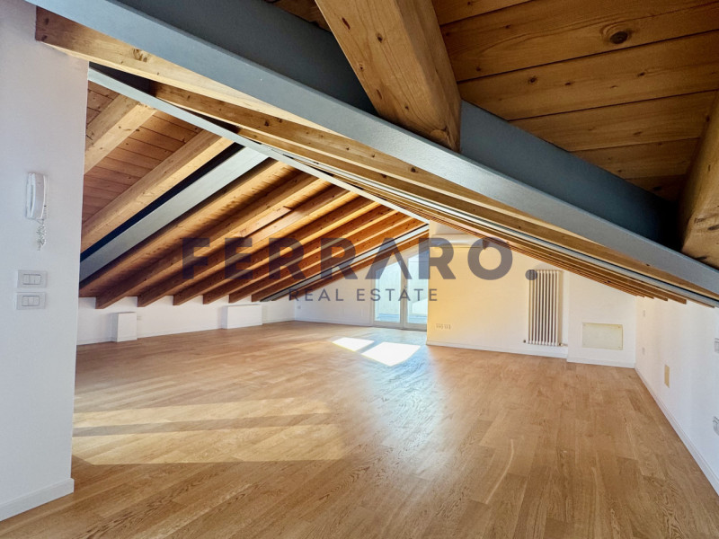 In affitto in una zona residenziale di Sant'Artemio, a Treviso. Proponiamo un ampio appartamento ...