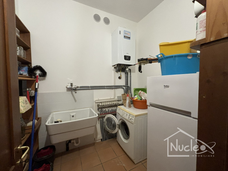 A Rovolon, zona Bastia, affittassi porzione centrale di casa a schiera, disposta su due livelli d...