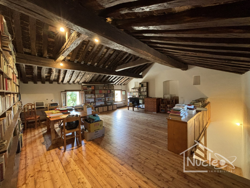 A Rovolon, zona Bastia, affittassi porzione centrale di casa a schiera, disposta su due livelli d...