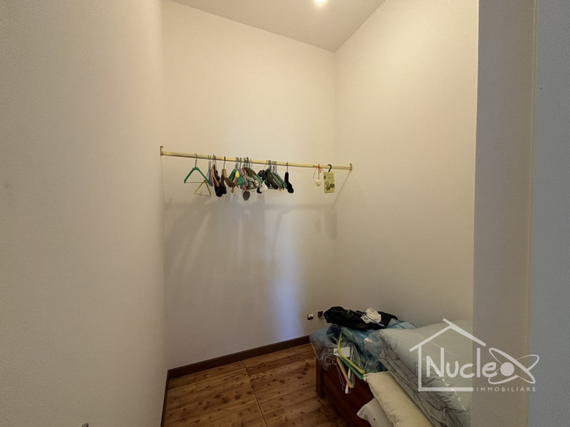 A Rovolon, zona Bastia, affittassi porzione centrale di casa a schiera, disposta su due livelli d...