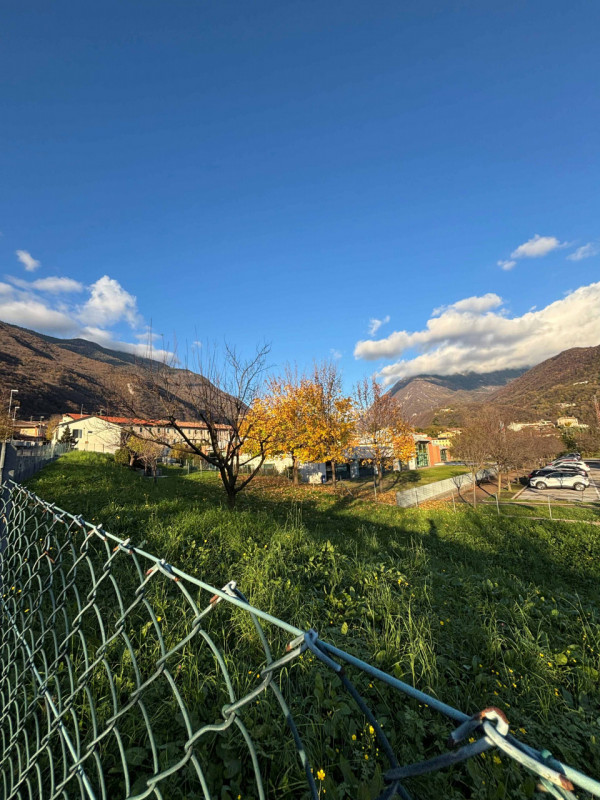 Proponiamo in vendita un terreno agricolo di circa 500 mq situato nel comune di Vittorio Veneto, ...