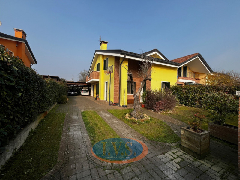 Villafranca Padovana loc.Taggì di Sotto (PD): In tranquillo quartiere residenziale, comodo a serv...
