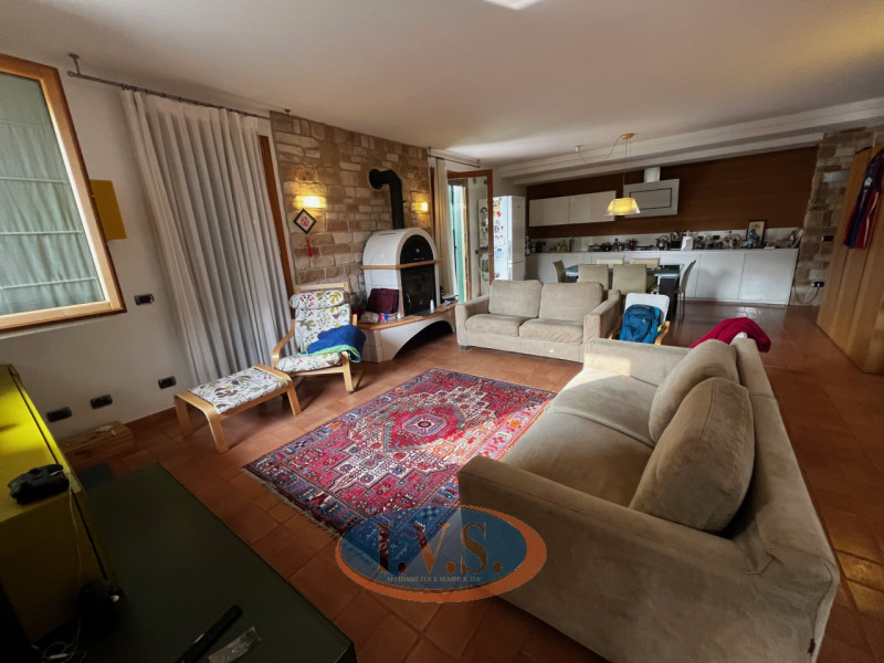 Villafranca Padovana loc.Taggì di Sotto (PD): In tranquillo quartiere residenziale, comodo a serv...