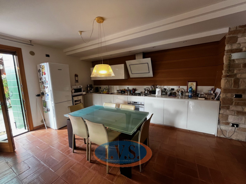 Villafranca Padovana loc.Taggì di Sotto (PD): In tranquillo quartiere residenziale, comodo a serv...