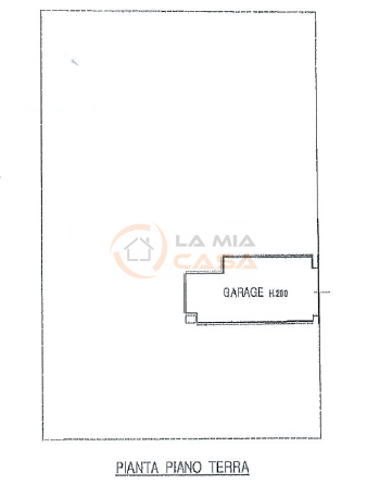PADOVA - GUIZZA: Appartamento ristrutturato nel 2018 posto al primo piano, dispone di soggiorno c...