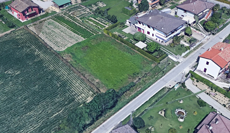 Legnaro, località Casone, in tranquilla zona residenziale comoda a raggiungere Legnaro, Saonara e...