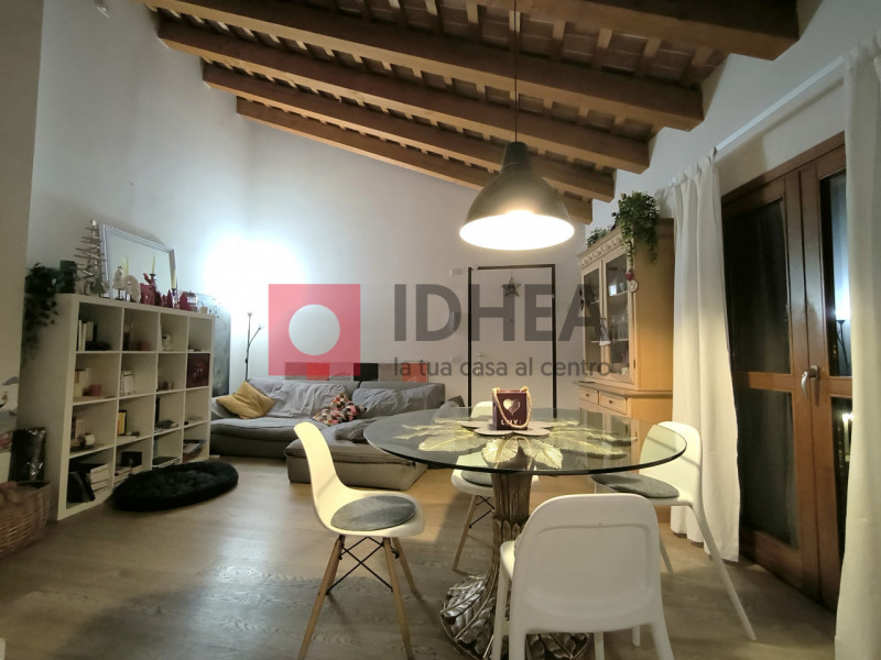 CARBONERA: SAN GIACOMO DI MUSESTRELLE

Inserito in contesto residenziale di recente costruzione e...