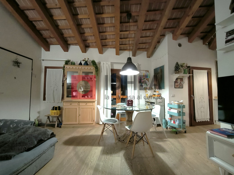 CARBONERA: SAN GIACOMO DI MUSESTRELLE

Inserito in contesto residenziale di recente costruzione e...