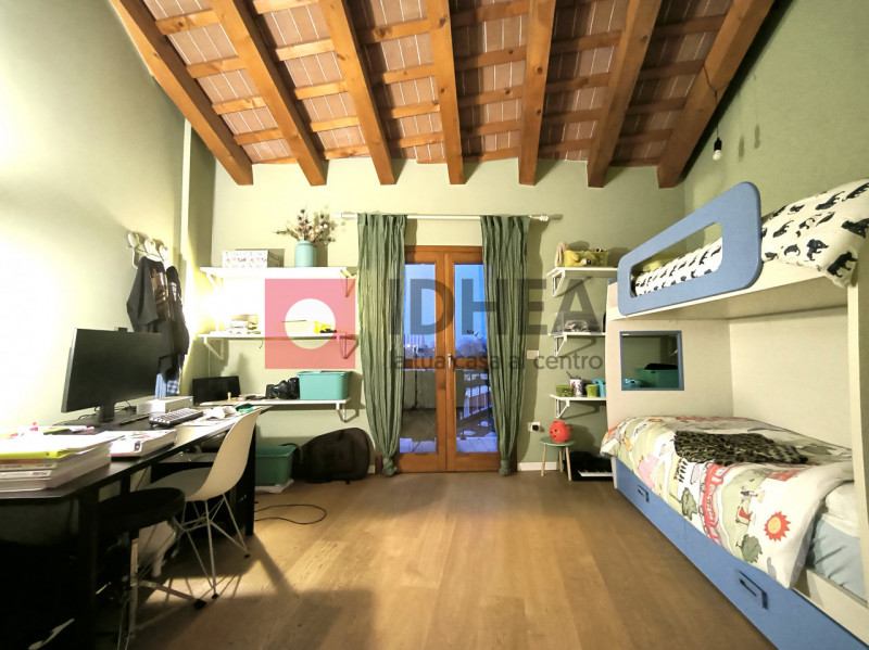 CARBONERA: SAN GIACOMO DI MUSESTRELLE

Inserito in contesto residenziale di recente costruzione e...