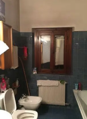 Rif. A.A.215-19

Vendita all'asta - abitazione unifamiliare su 2 livelli in data 13 gennaio 2026
...