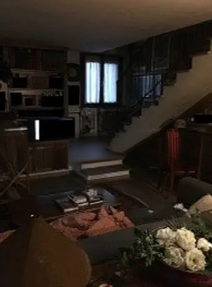 Rif. A.A.215-19

Vendita all'asta - abitazione unifamiliare su 2 livelli in data 13 gennaio 2026
...