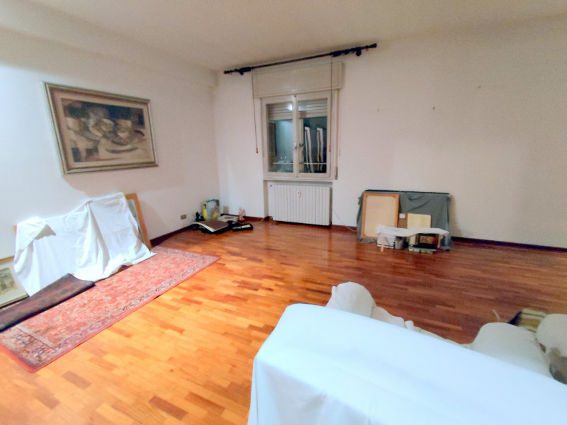 LUMINOSO 2 CAMERE PANORAMICO ALL'ARCELLA-SAN BELLINO €.170.000 - rif.CL513.2

Nel cuore del quart...