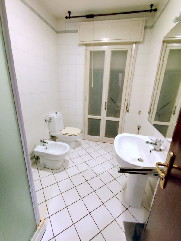 LUMINOSO 2 CAMERE PANORAMICO ALL'ARCELLA-SAN BELLINO €.170.000 - rif.CL513.2

Nel cuore del quart...