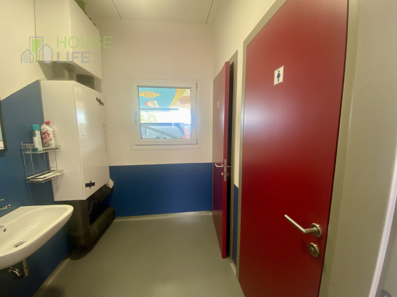 THIENE: in zona industriale e di facile accesso, IMMOBILE SINGOLO di 600 mq totali, disposto su d...