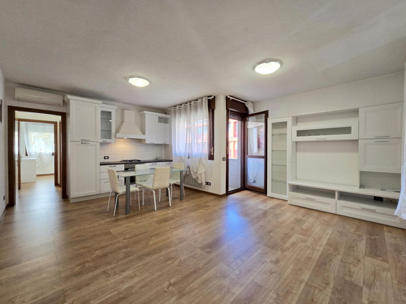 TREVISO S.M.Rovere nel suggestivo complesso edilizio della Fonderia, a 2km dalle mura, vendesi lu...