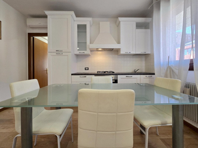 TREVISO S.M.Rovere nel suggestivo complesso edilizio della Fonderia, a 2km dalle mura, vendesi lu...