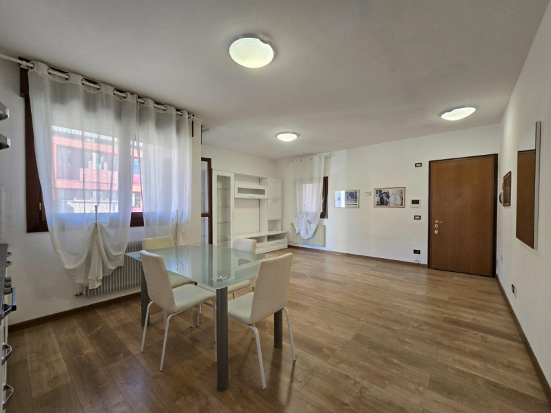 TREVISO S.M.Rovere nel suggestivo complesso edilizio della Fonderia, a 2km dalle mura, vendesi lu...